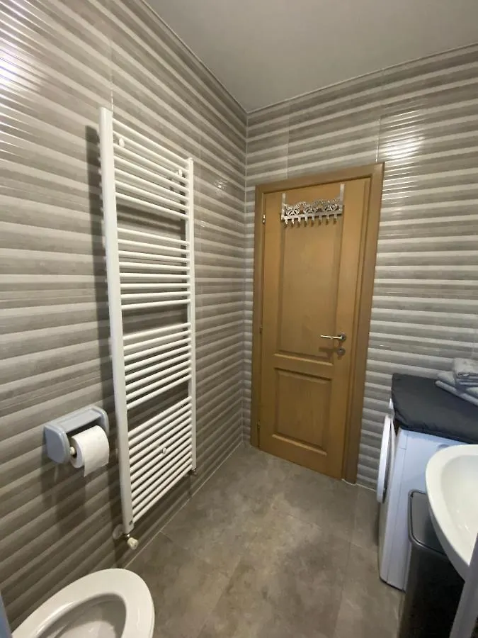 Kraljevic Apartments Vrh  Croatia