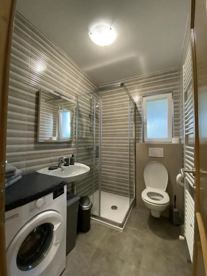 Kraljevic Apartments Vrh  Vrh (Krk)