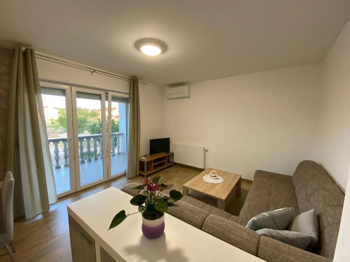 Kraljevic Apartments Vrh  Croatia